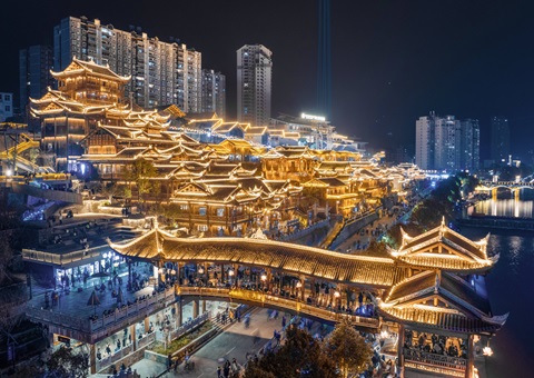 湖北宣恩：“四权融合”整体出让组合包拍出1.6亿元